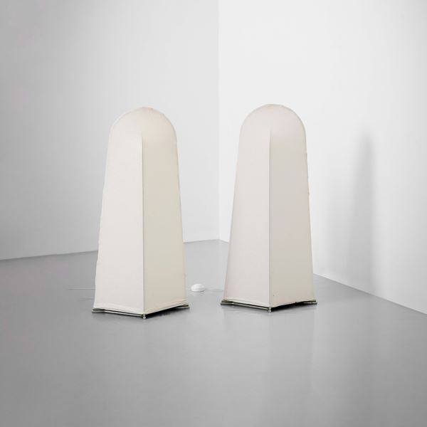 Due lampade da terra mod. Kazuki