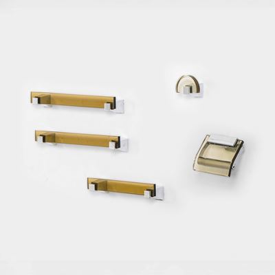 Set da bagno in metallo cromato e vetro fumé