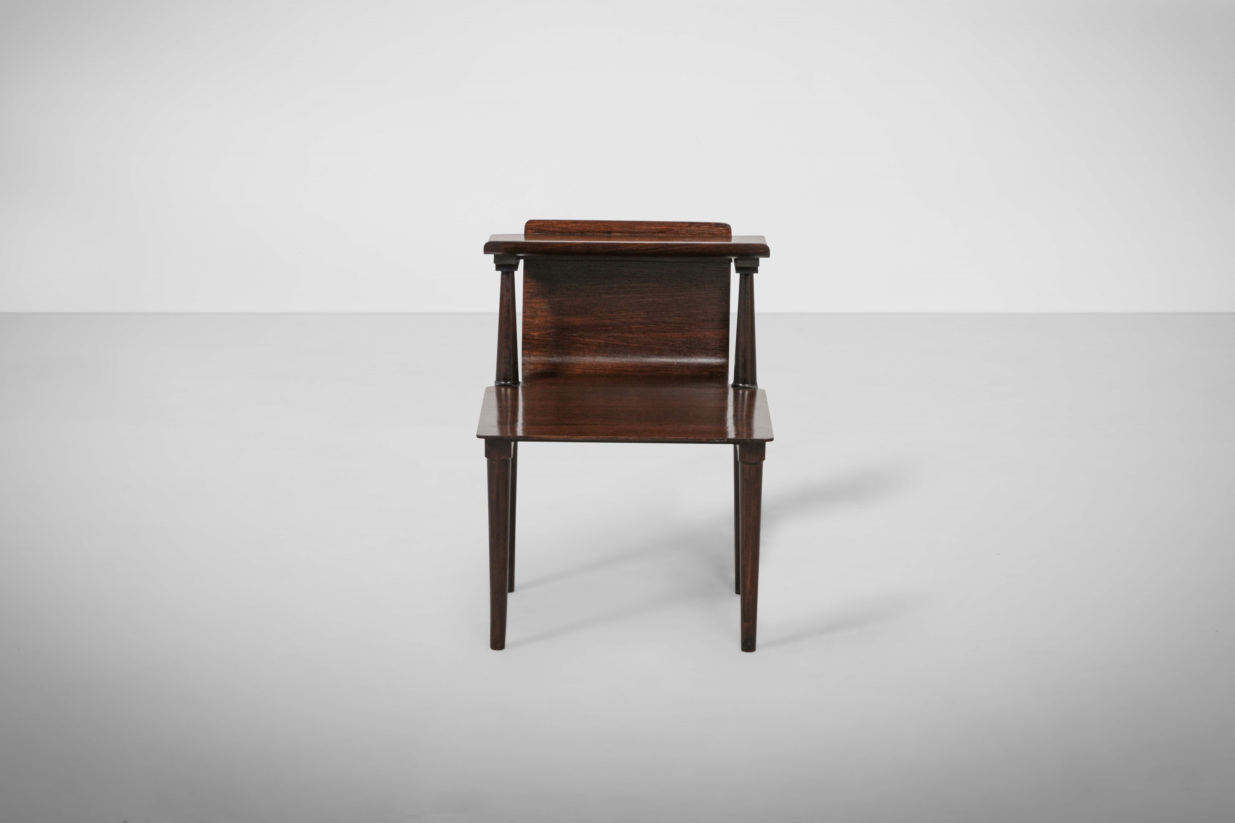 Achille e Piergiacomo Castiglioni - Comodino in legno laminato e curvato