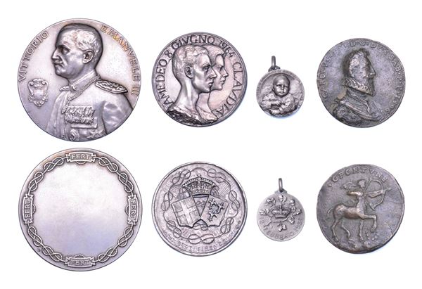 CASA SAVOIA. Lotto di quattro medaglie.