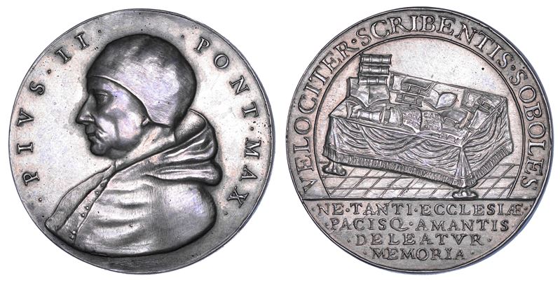 STATO PONTIFICIO. PIO II (Enea Silvio Bartolomeo Piccolomini), 1458-1464. Medaglia di restituzione in argento (circa 1664). Per l'attività letteraria del Pontefice.  - Auction Numismatics - Cambi Casa d'Aste