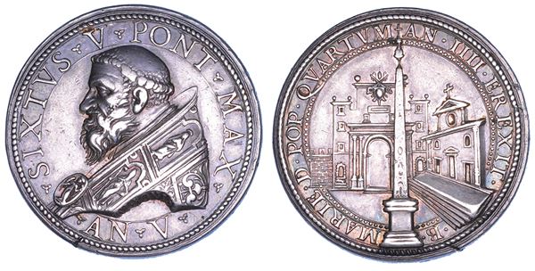 STATO PONTIFICIO. SISTO V (Felice Peretti), 1585-1590. Medaglia annuale in argento A. V (1589). Erezione dell'obelisco Flaminio in piazza del Popolo.