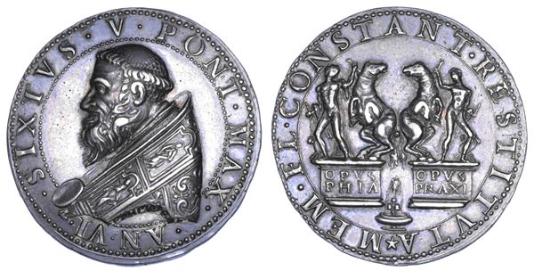STATO PONTIFICIO. SISTO V (Felice Peretti), 1585-1590. Medaglia annuale in argento A. VI (1590). Restauro e spostamento del complesso monumentale dei cosiddetti Dioscuri.
