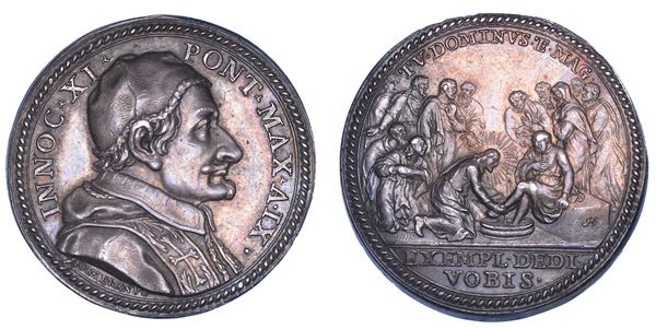 STATO PONTIFICIO. INNOCENZO XI (Benedetto Odescalchi), 1676-1689. Medaglia in argento A. IX (1685). Lavanda dei piedi del Giovedì Santo.