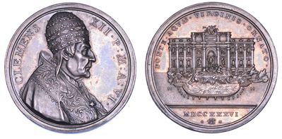 Clemente XII (Lorenzo Corsini), Medaglia annuale in argento 1736/A. VI. La Fontana di Trevi