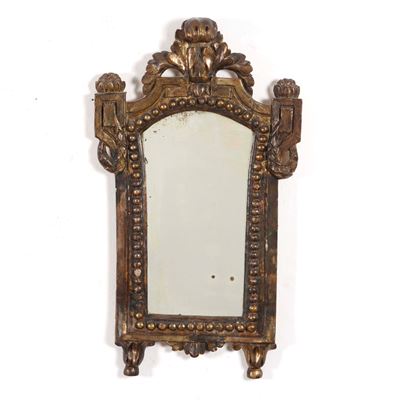 Specchiera in legno intagliato e dorato, cm 38,5 x 68