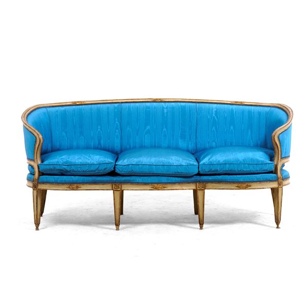 Divano a tre posti in legno dipinto. XIX secolo