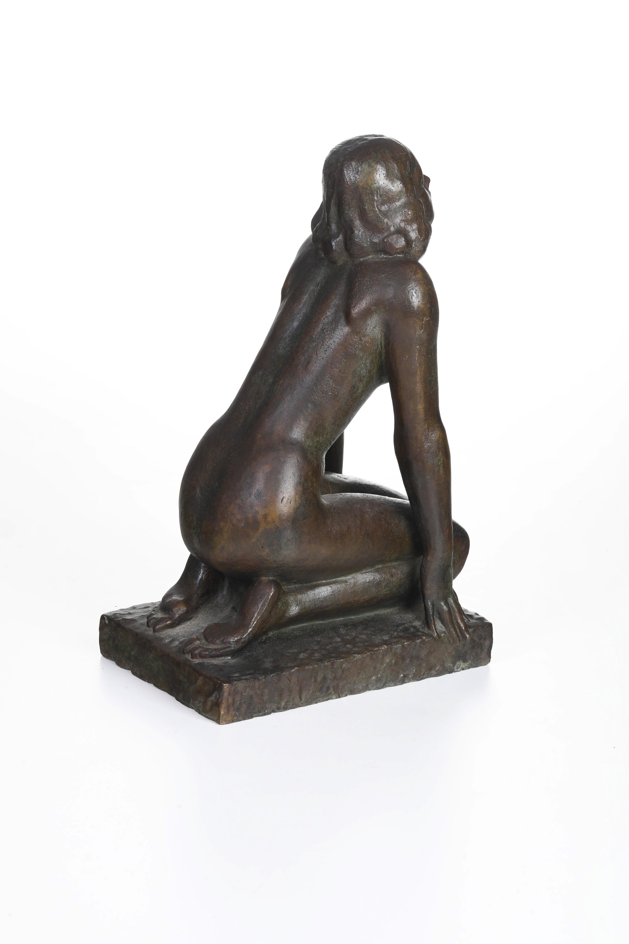 Giovanni Riva - Nudo femminile inginocchiato, bronzo fuso e patinato