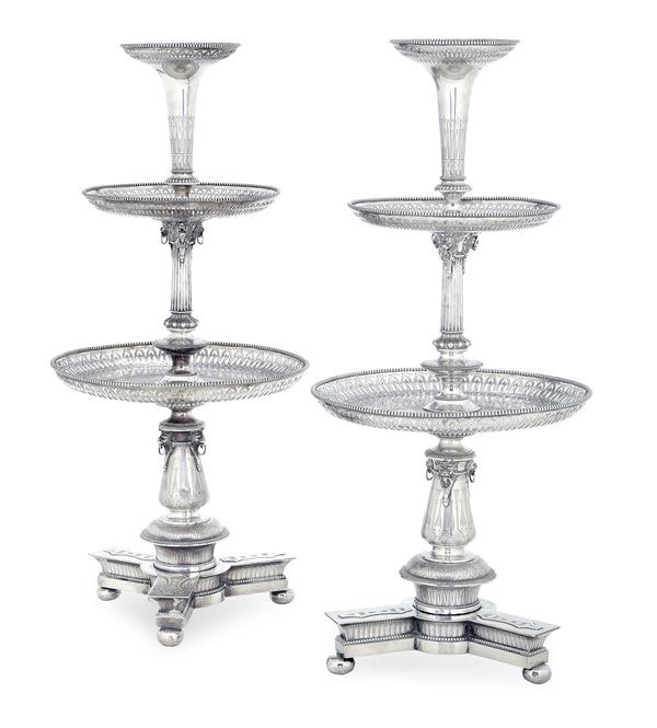 Coppia di alzate centrotavola. Birmingham 1865, marchio dell’argentiere G & W (non identificato)
