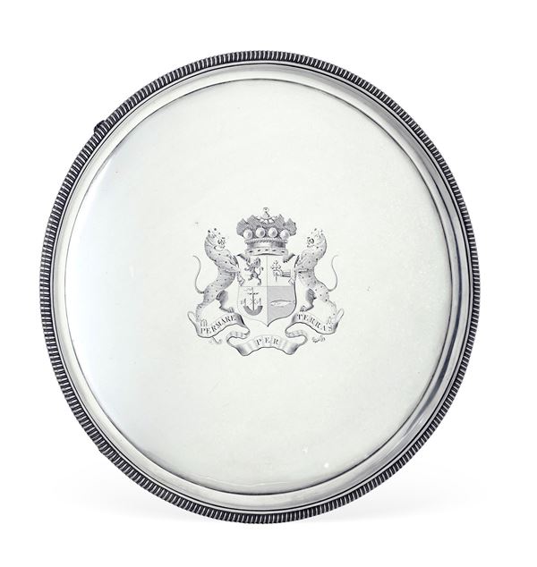 Salver. Londra 1806, argentiere Thomas Hannan & John Crouch