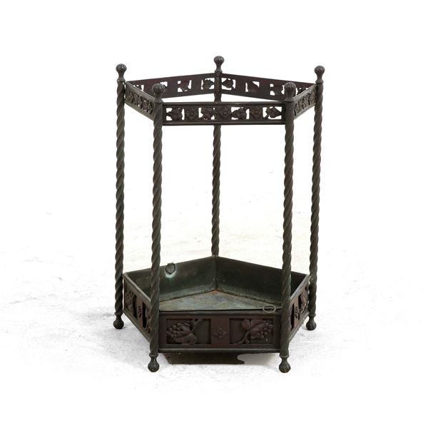 Portaombrelli esagonale in metallo. XX secolo