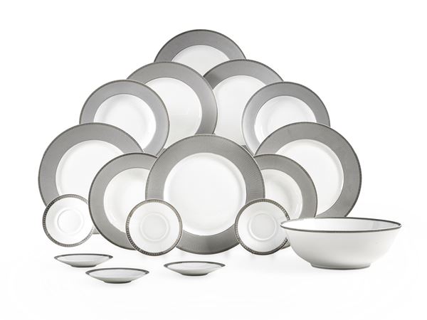 Servizio da tavola “Christofle eclettico” Francia, Manifattura Christofle, XX secolo