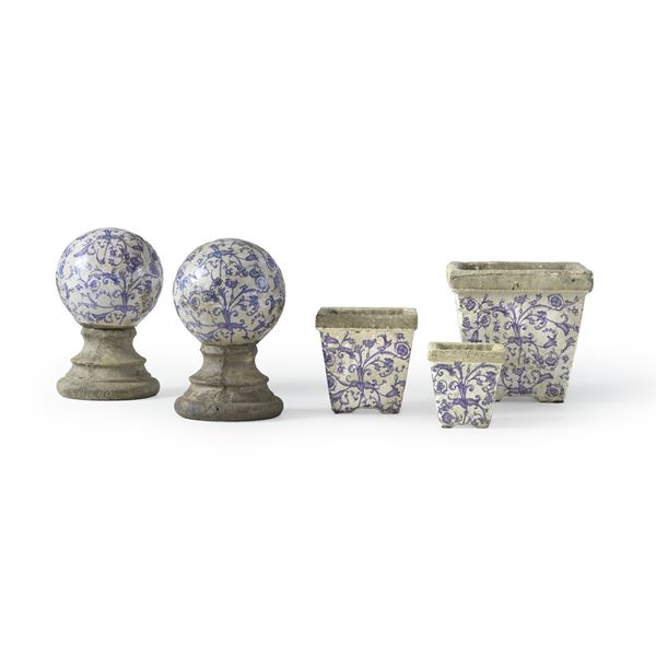 Tre vasi e due globi, XX secolo.