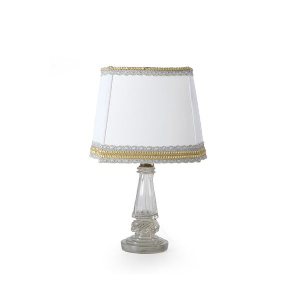 Lampada da tavolo in vetro