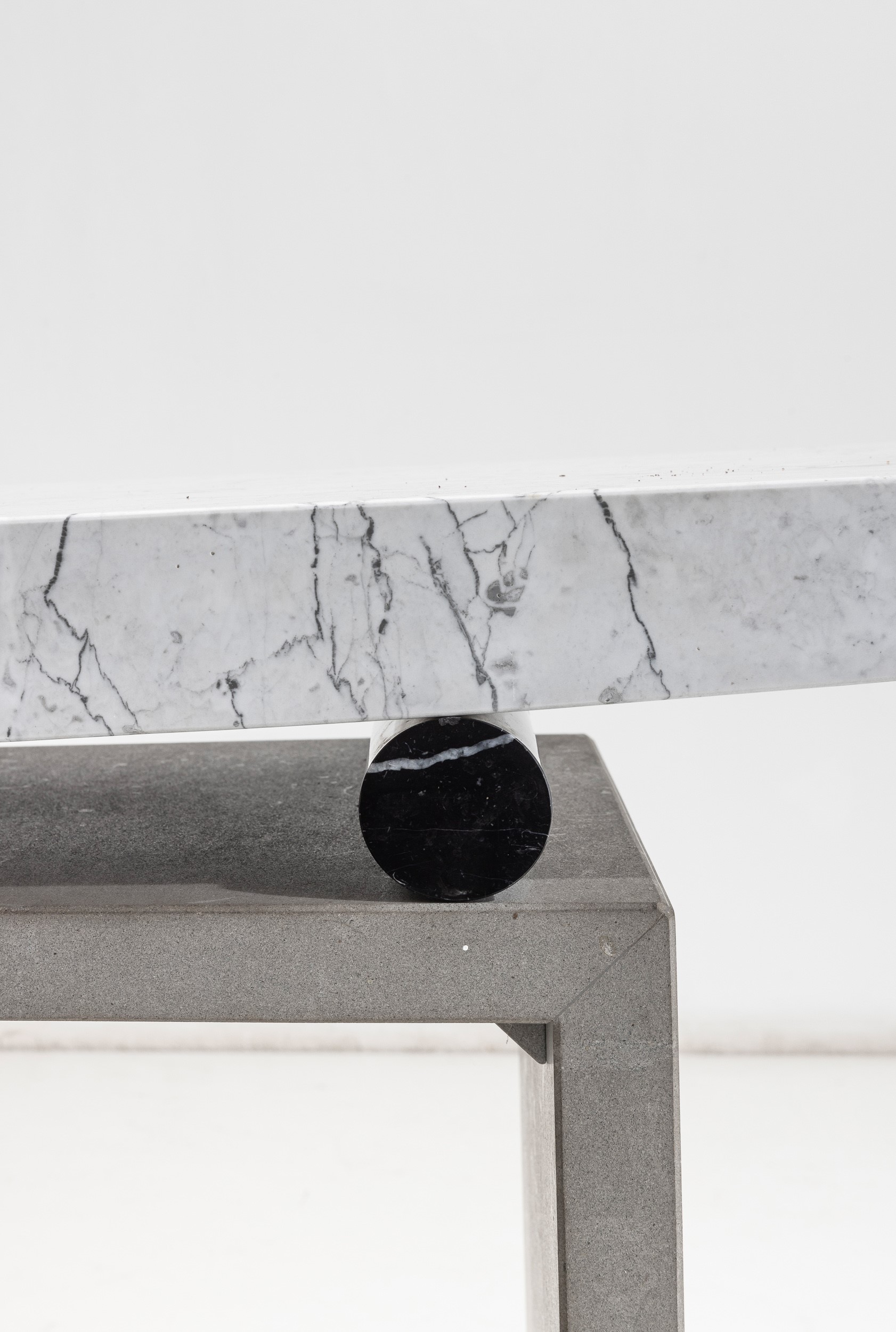 Danilo Silvestrin - Console Mod. Amanta
