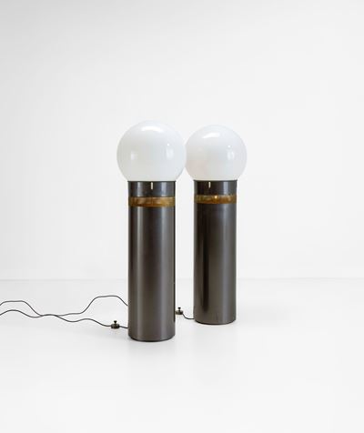 Due Lampade da Terra Mod. Oracolo