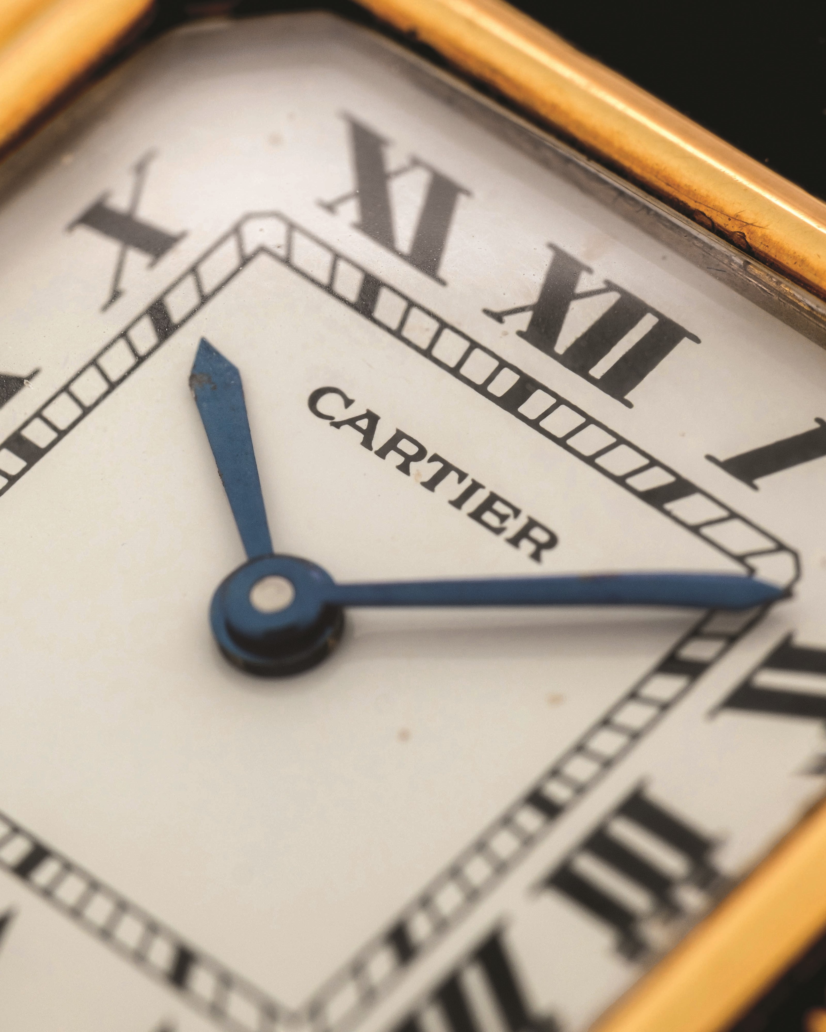 Cartier - Orologio Tank Ceinture in oro 18k, circa 1980