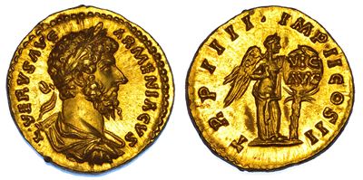 Lucio Vero, Aureo con Busto laureato e Vittoria