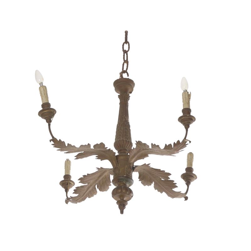 Lampadario a quattro luci in metallo.  - Asta Dimore Italiane TIME - Cambi Casa d'Aste