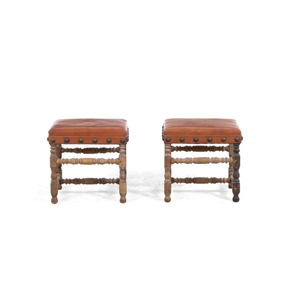 Coppia di panchetti a rocchetto in stile settecentesco