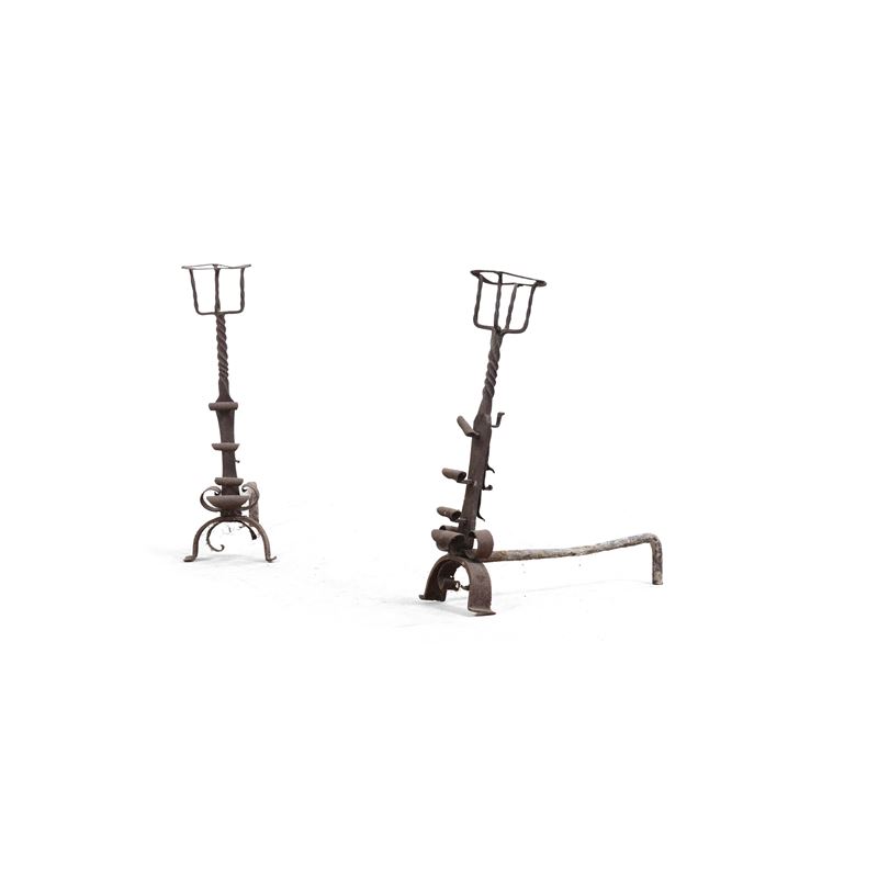 Due alari da camino in ferro battuto  - Auction Italian Mansions TIME - Cambi Casa d'Aste