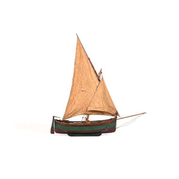 Modello di gozzo in legno dipinto. XX secolo