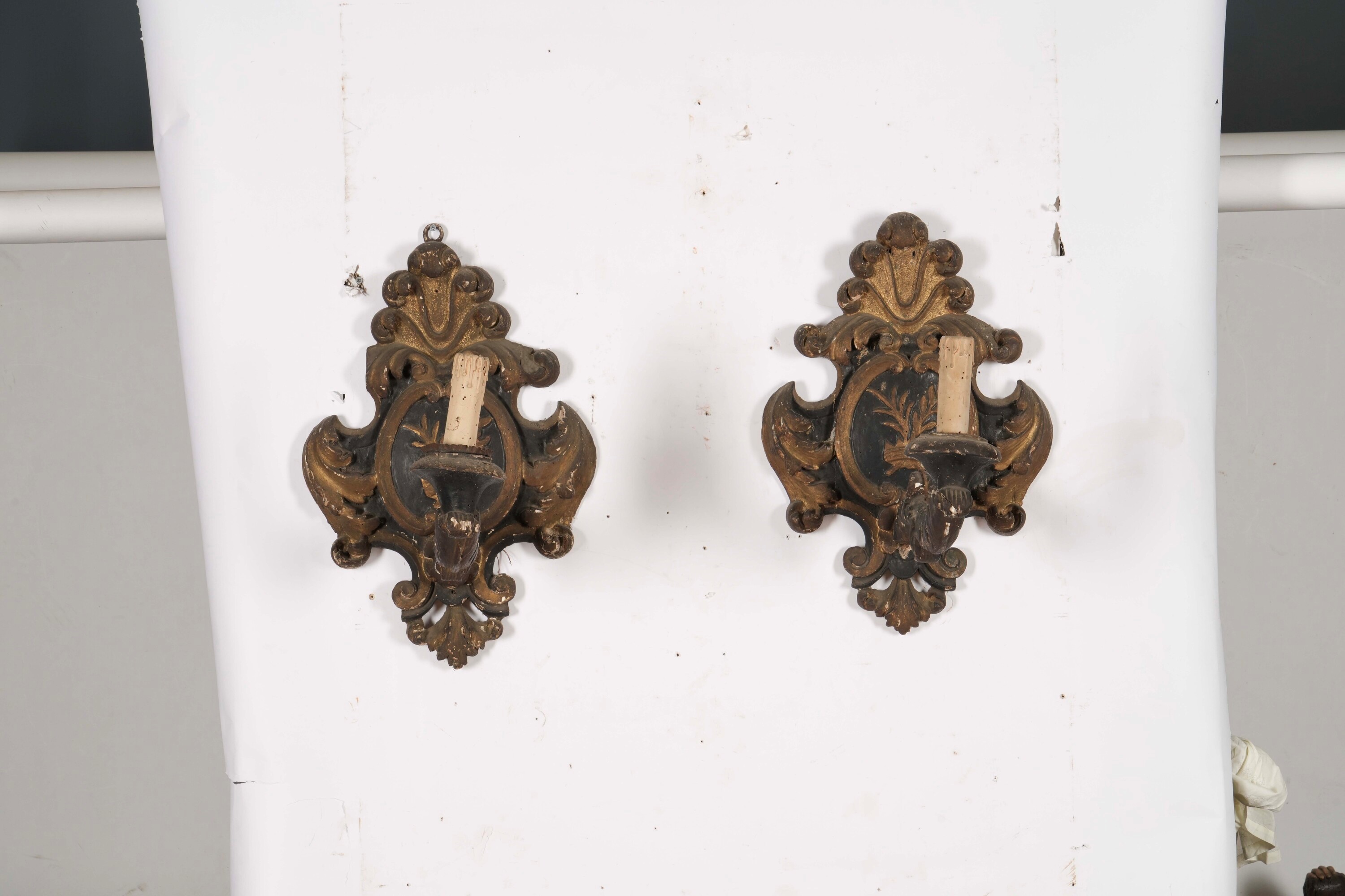 Due Coppie di Appliques con Braccio Portaluce, XVIII Secolo