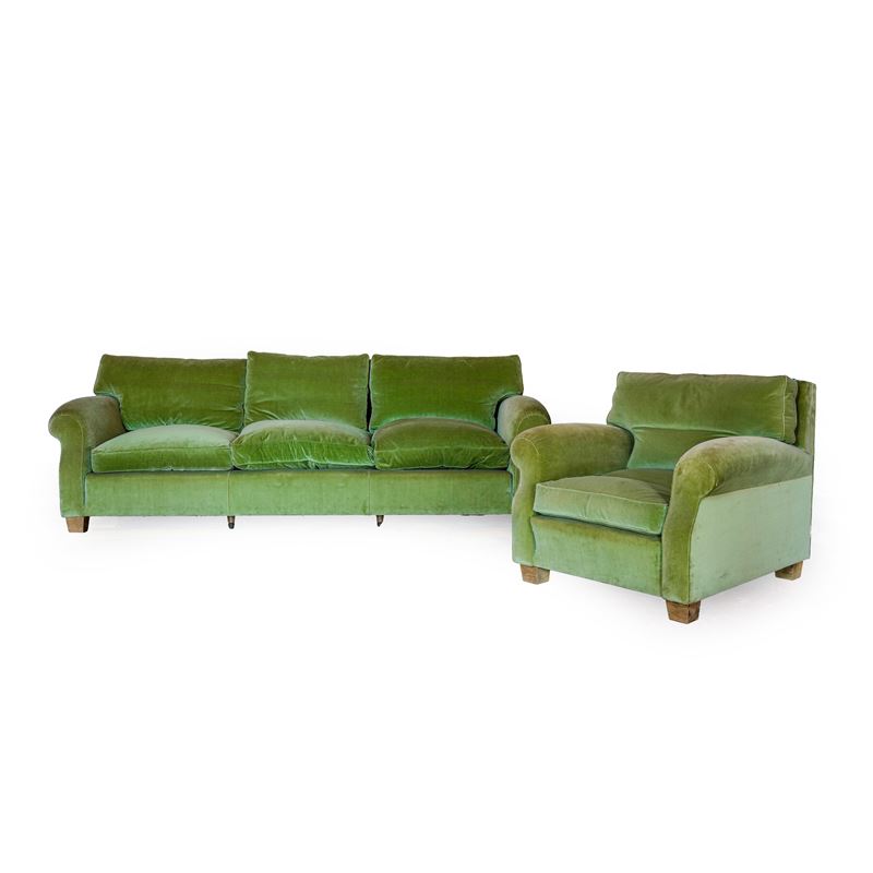 Due grandi divani e una poltrona. XX secolo  - Asta Dimore Italiane TIME - Cambi Casa d'Aste