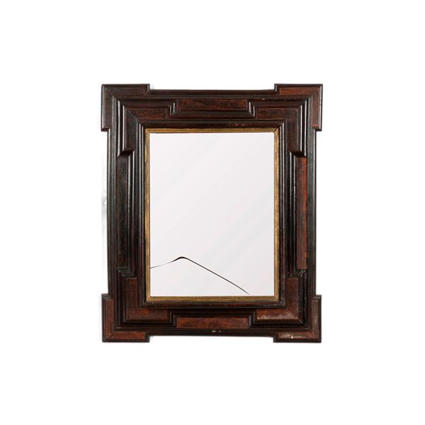 Cornice intagliata. Lombardia, XVIII secolo