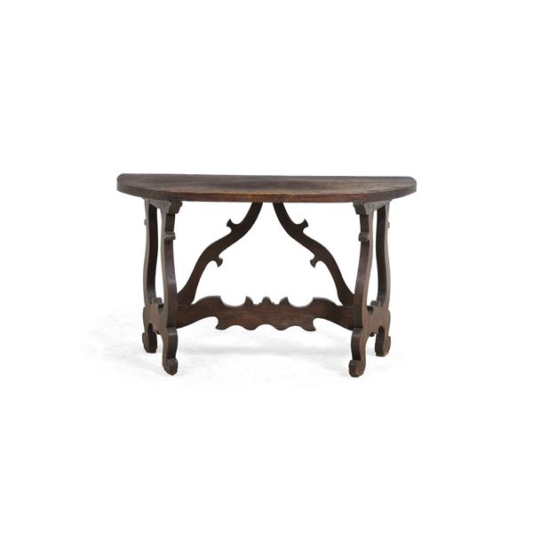 Semi tavolo. XVIII secolo