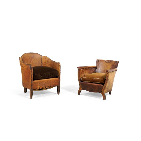 Due poltrone diverse. XX secolo