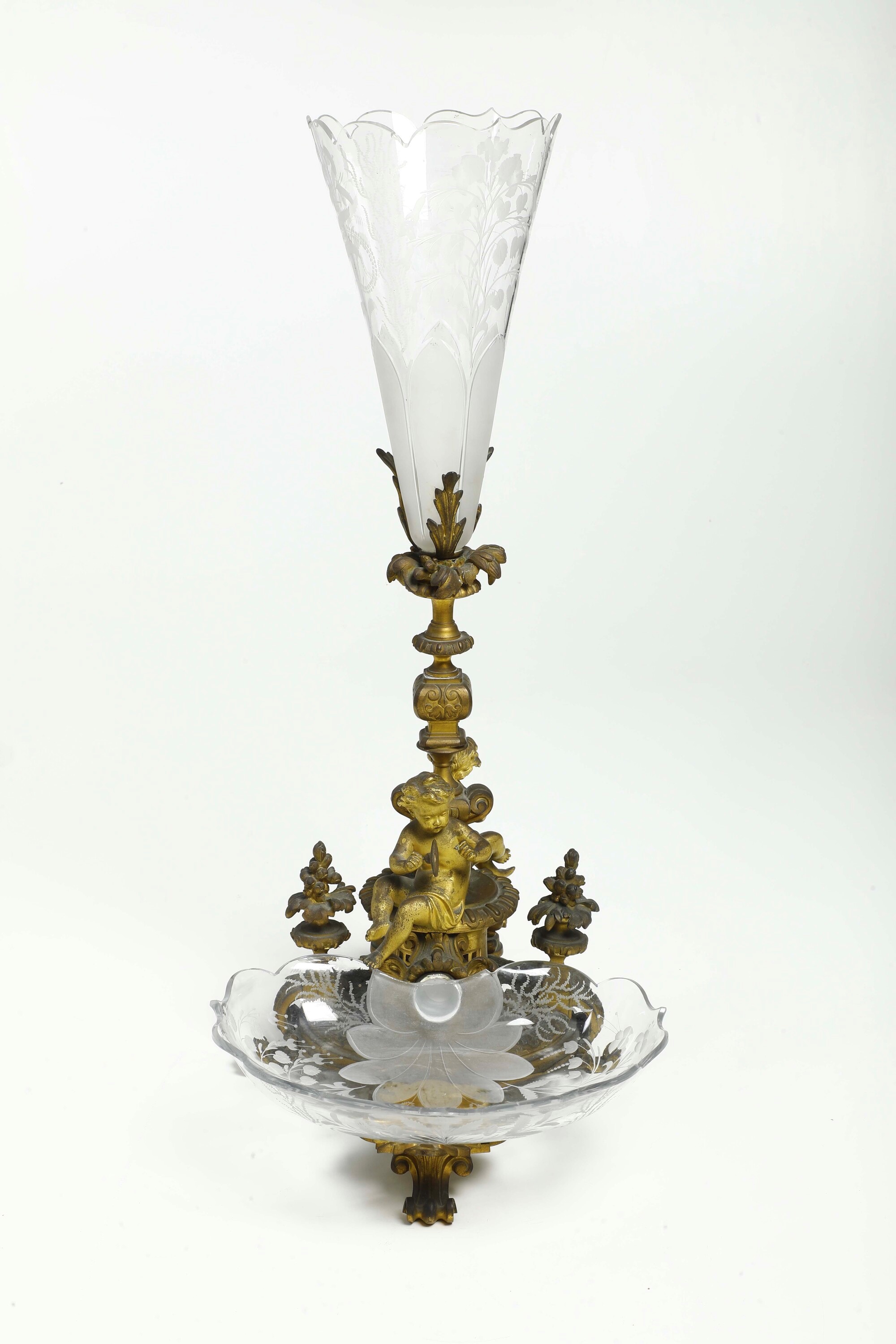 Centro Tavola in Bronzo Dorato con Vaschette e Vaso Portafiori in Cristallo Molato, 1870 Ca