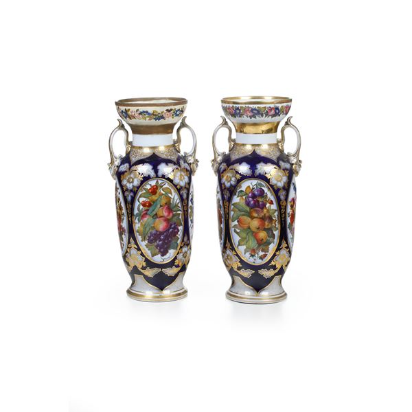 Coppia di vasi. Inghilterra (?), XIX-XX secolo.