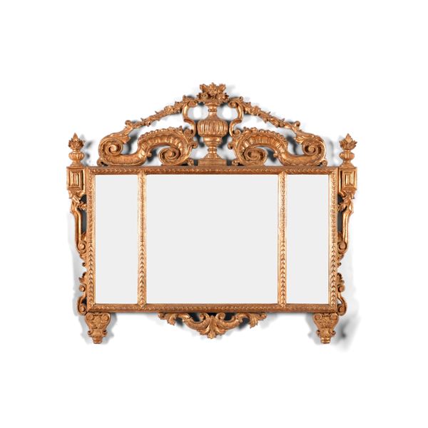 Specchiera in stile settecentesco