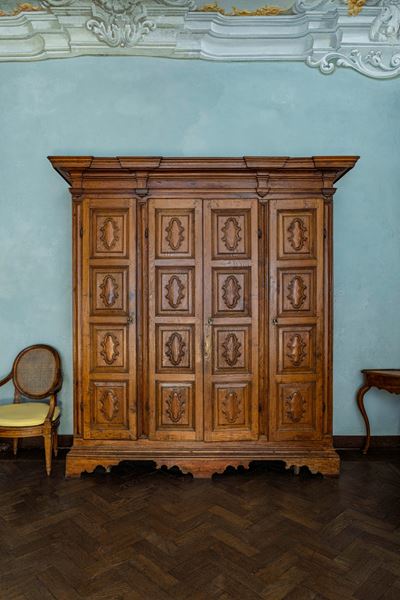 Grande armadio, Piemonte, XVIII secolo