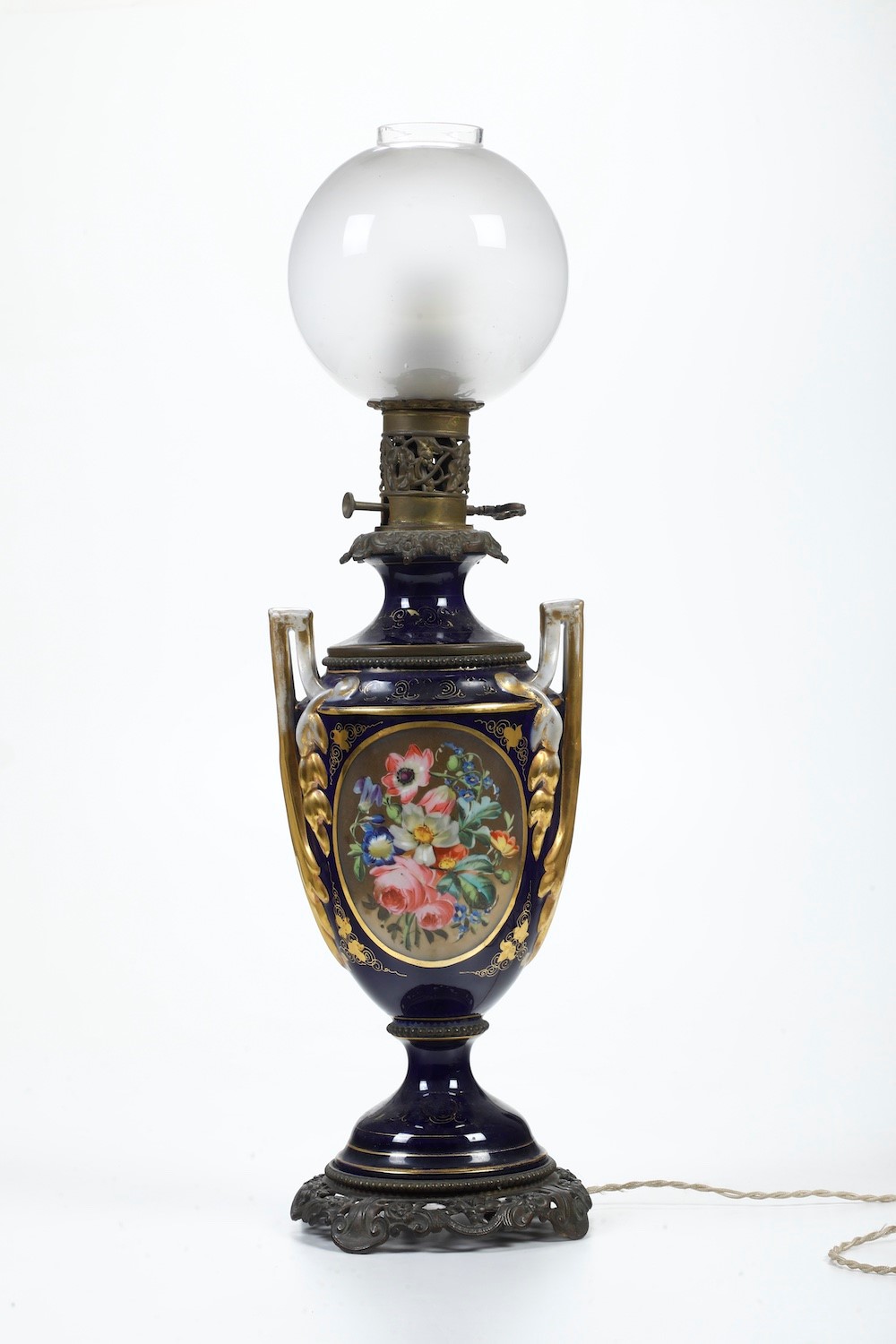 Lampada a Petrolio Elettrificata. Francia (?), Fine del XIX Secolo.