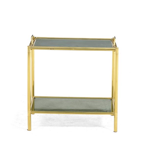 Tavolo in ottone a due piani. XX secolo