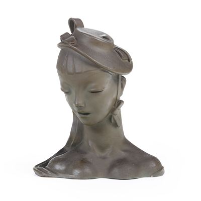 Artista del XX secolo, Busto femminile in terracotta (1939)
