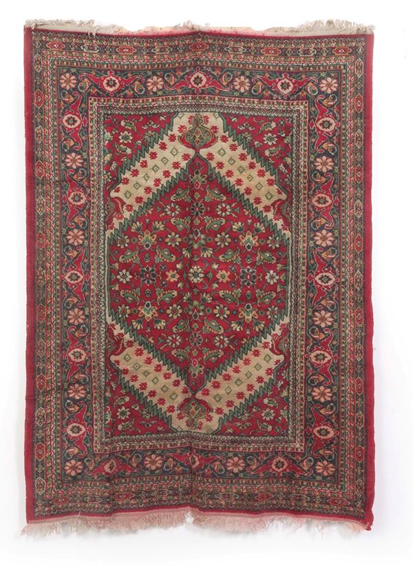 Tappeto fatto su telaio meccanico metà XX secolo