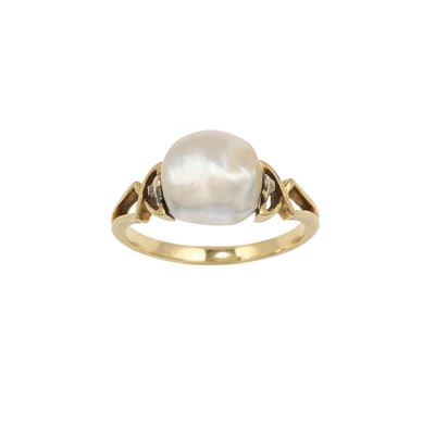 Anello con perla, montatura in oro giallo 750