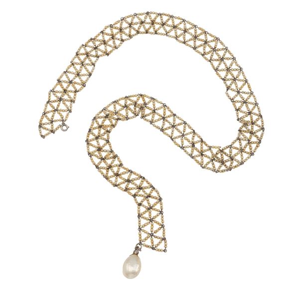 Collana con perla naturale di ct 9.07 e seed pearls