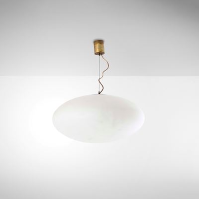 Lampada a sospensione in ottone e vetro opalino