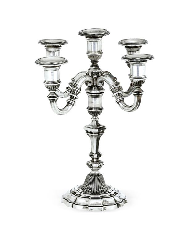 Candelabro a cinque fiamme. Argenteria italiana del XX secolo, argentiere Ricci & C. Alessandria