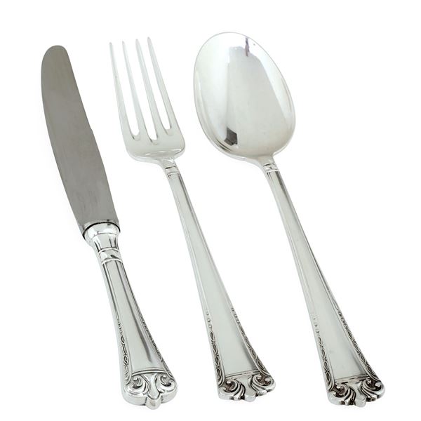 Servizio di posate. Argenteria italiana del XX secolo, argentiere Eugenio Stancampiano, Palermo