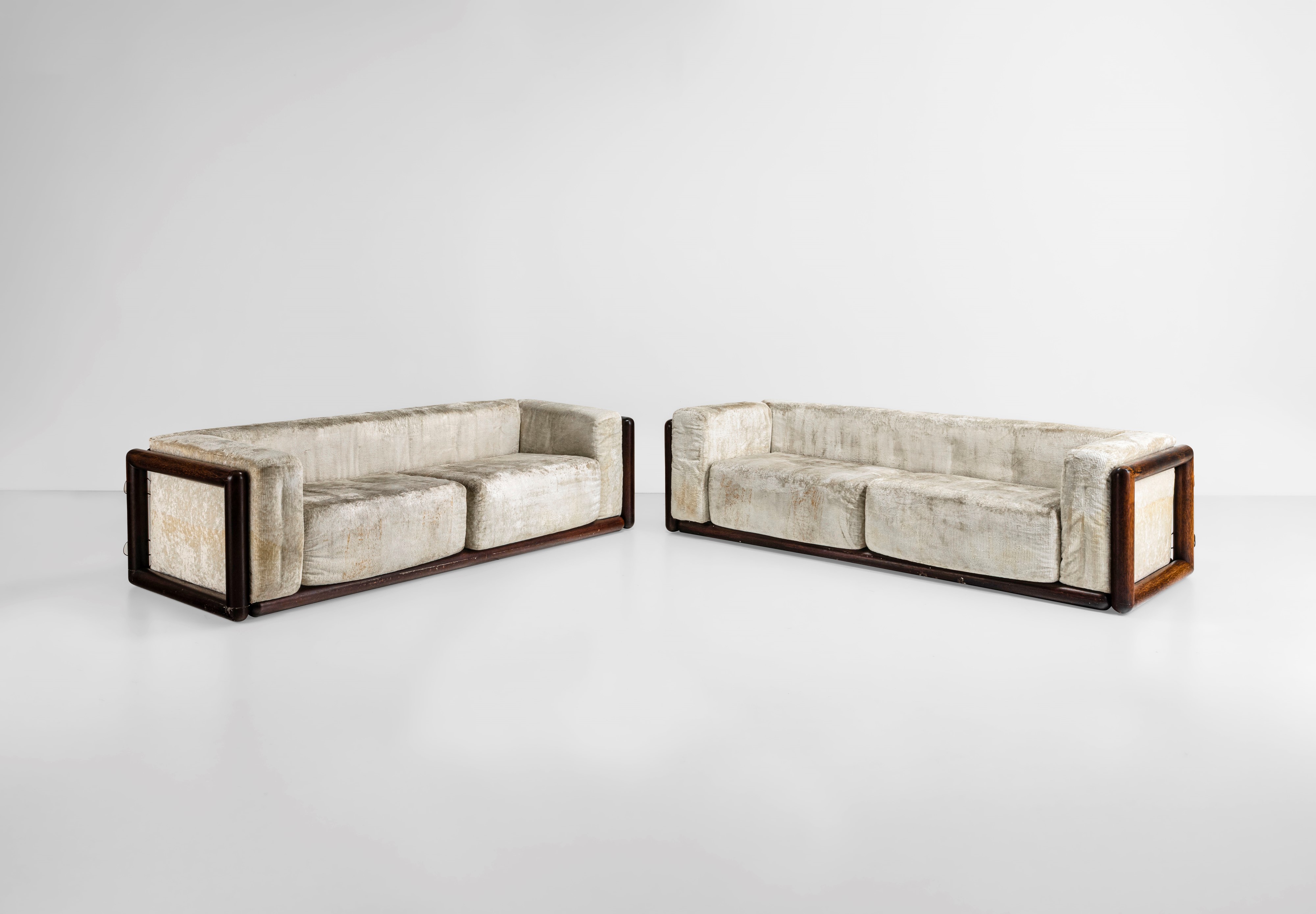 Carlo Scarpa - Divano Mod. Cornaro