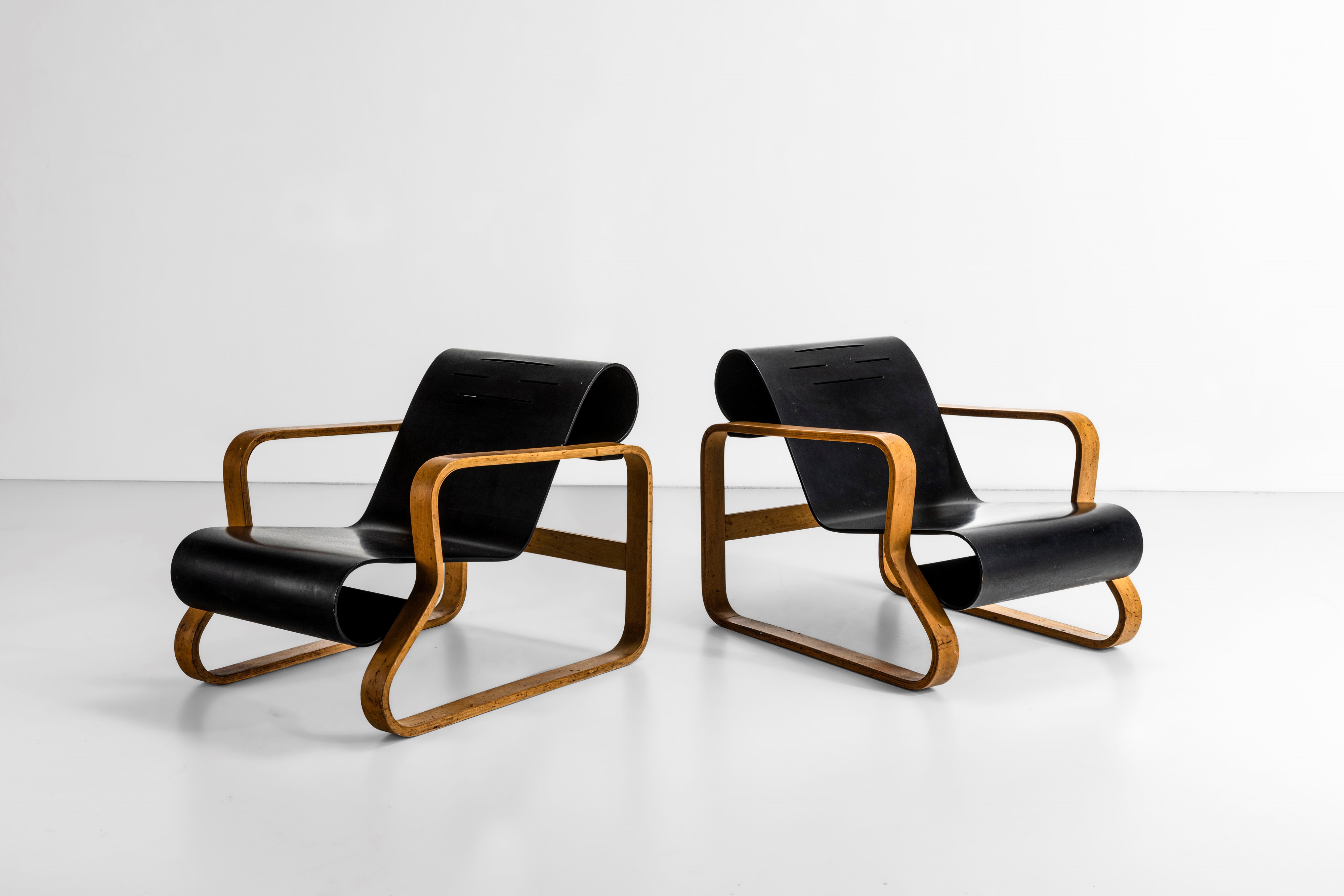 Alvar Aalto - Due Poltrone Mod. 41 Paimio