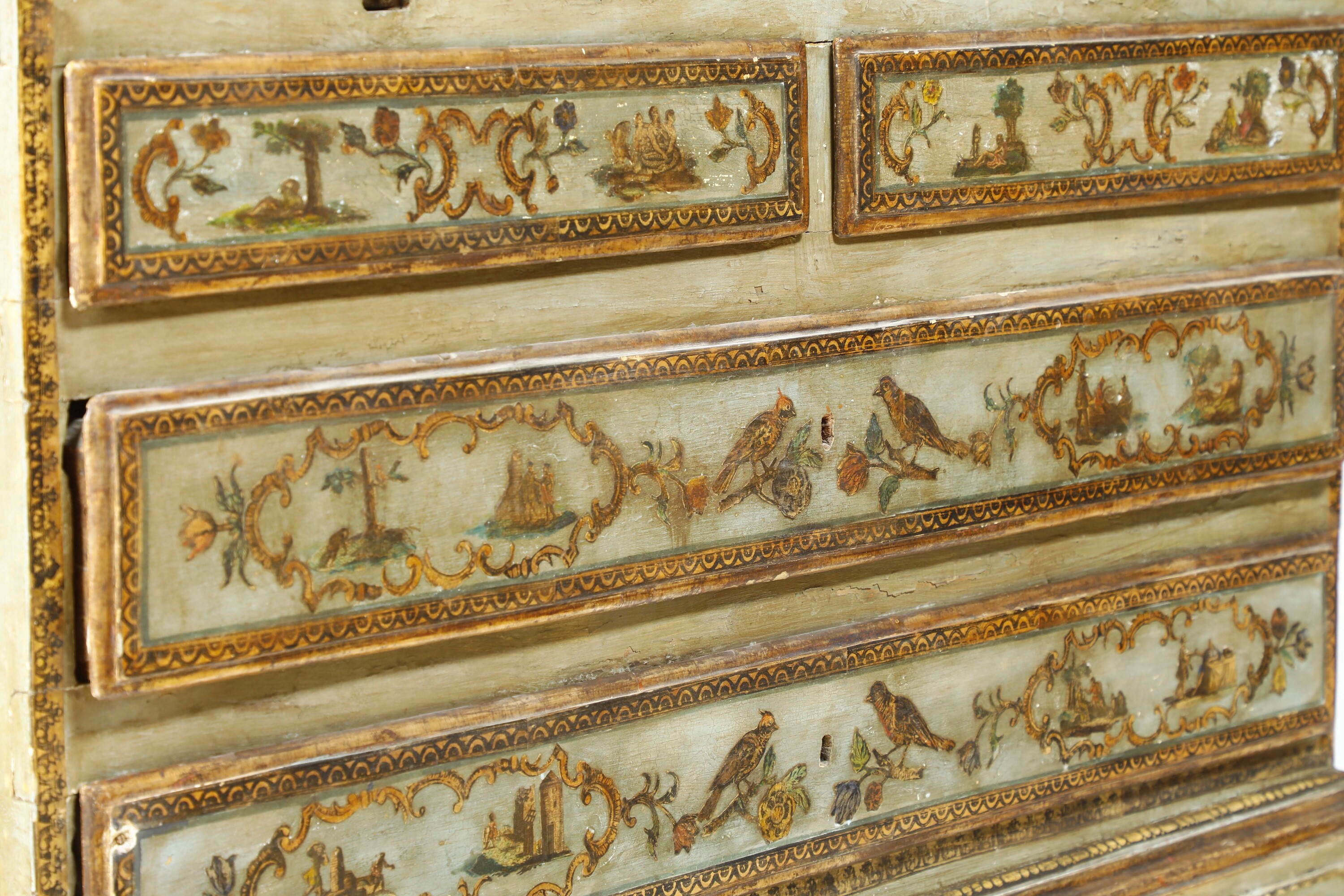 Trumeau veneziano, Laccato e decorato ad arte povera, profili dorati (XVIII secolo)