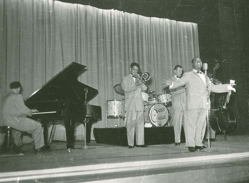 lotto di quattro fotografie Louis Armstrong a Genova