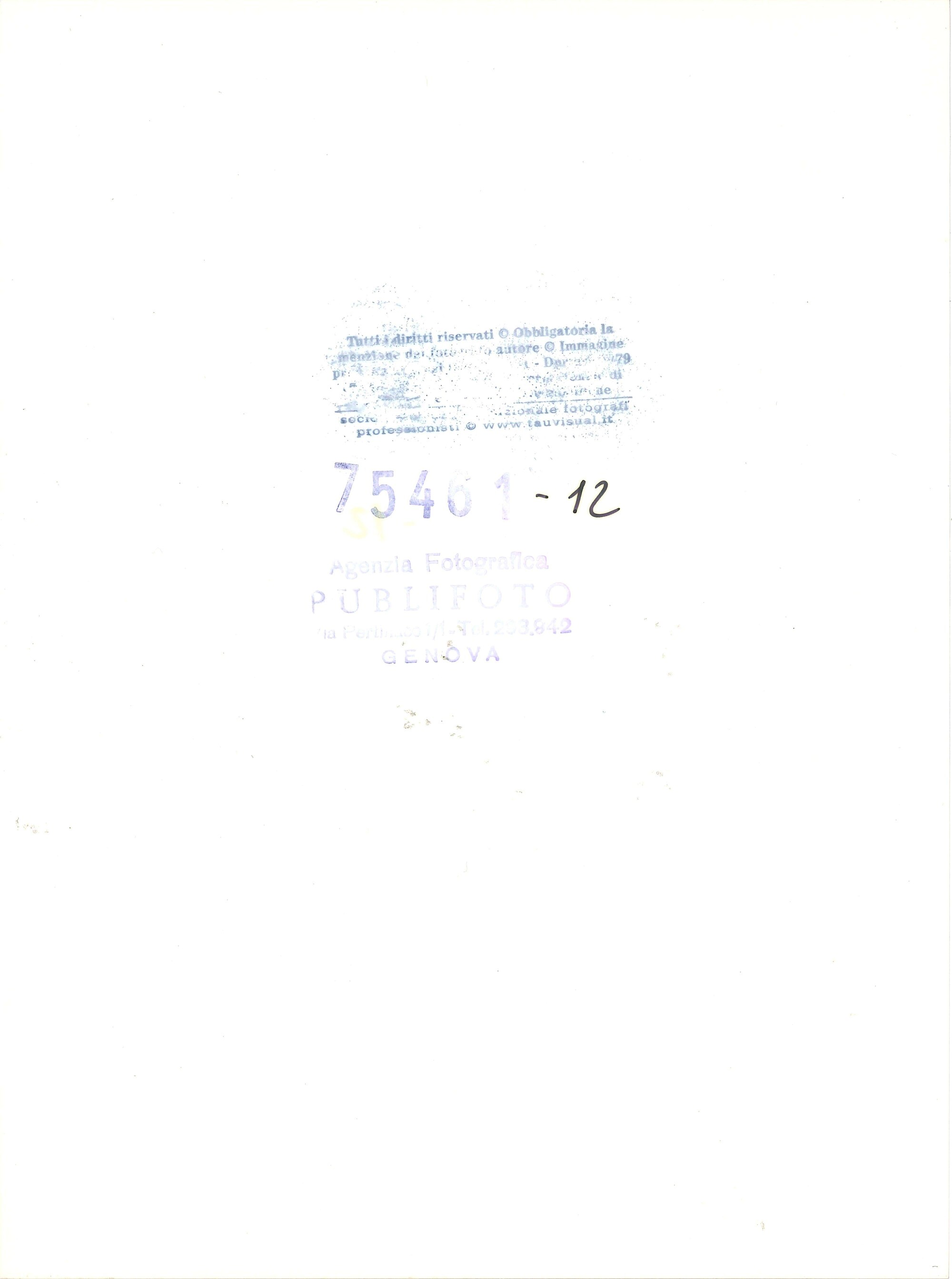 lotto di sei fotografie Clark Gable e Kay Williams; Antony Quinn e famiglia; Greta Garbo e George...