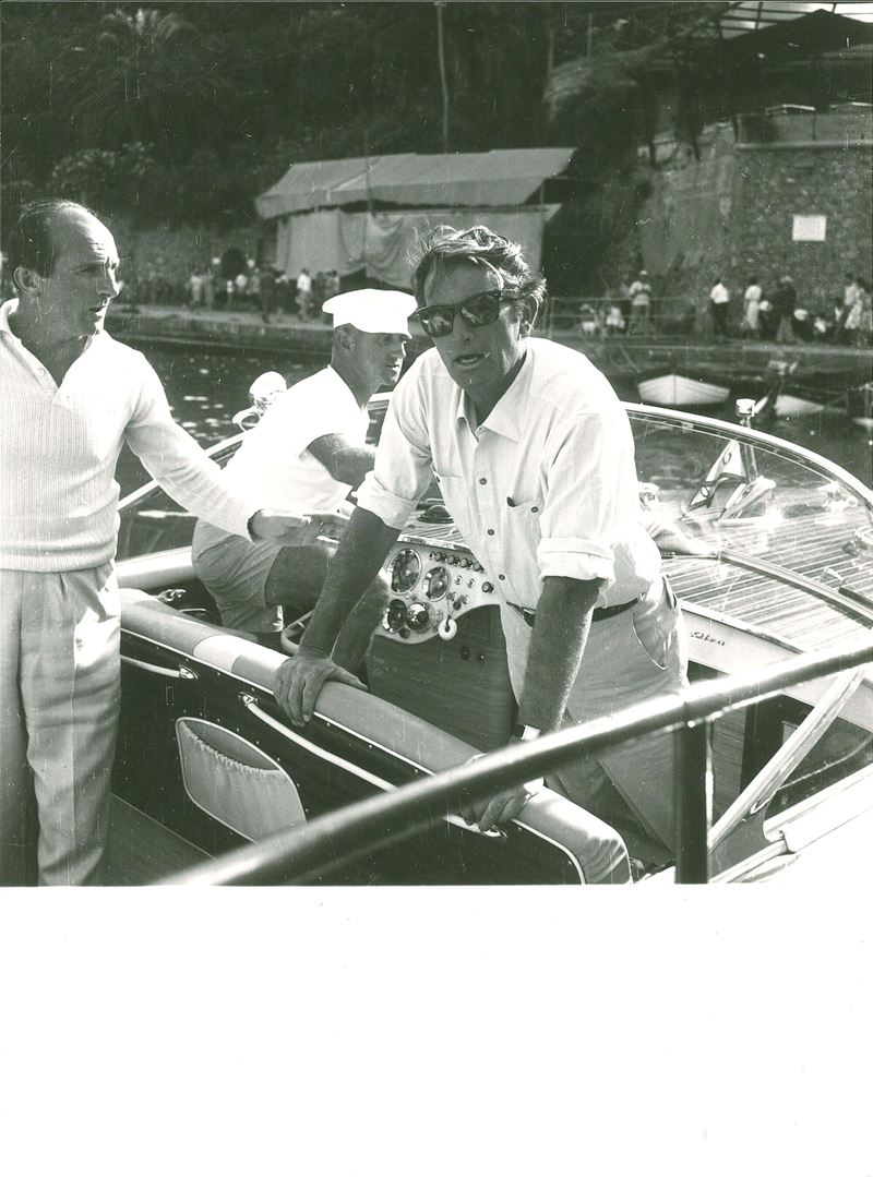 lotto di cinque fotografie Gregory Peck a Portofino